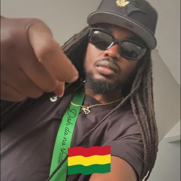 Meet your Posher, Gebby - Picture 1 of 1